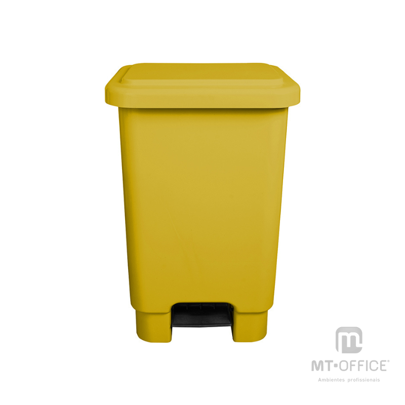 Lixeira Com Pedal Lar Plásticos - 50L - Imagem 3
